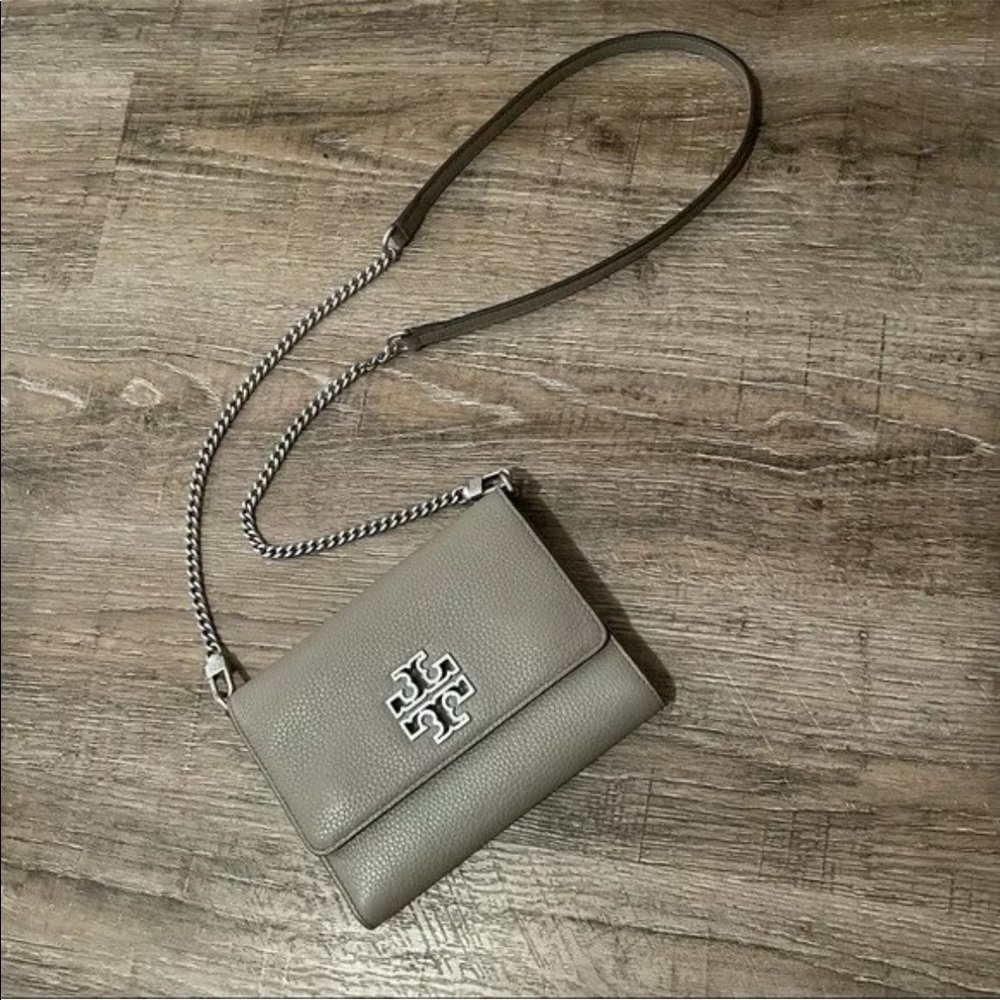 Tory Burch Britten Chain Wallet Crossbody